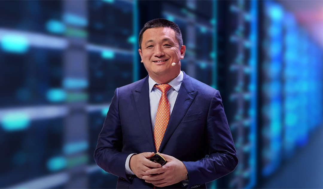 华为何波：华为新一代AIDC解决方案，让每一瓦特产出更多Token，让AI世界坚定运行