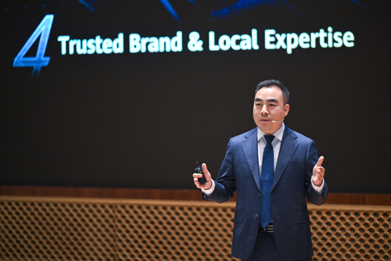 华为数字能源全球技术服务与运营总裁曾玉峰