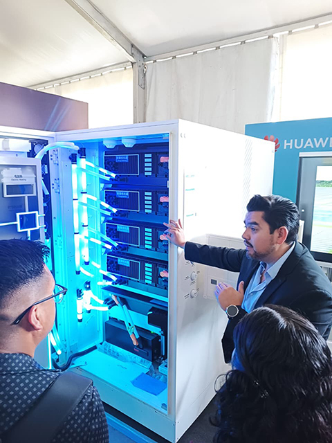 Manuel Alejandro Macías Cervantes, Utility Business Development Manager de Huawei Digital Power