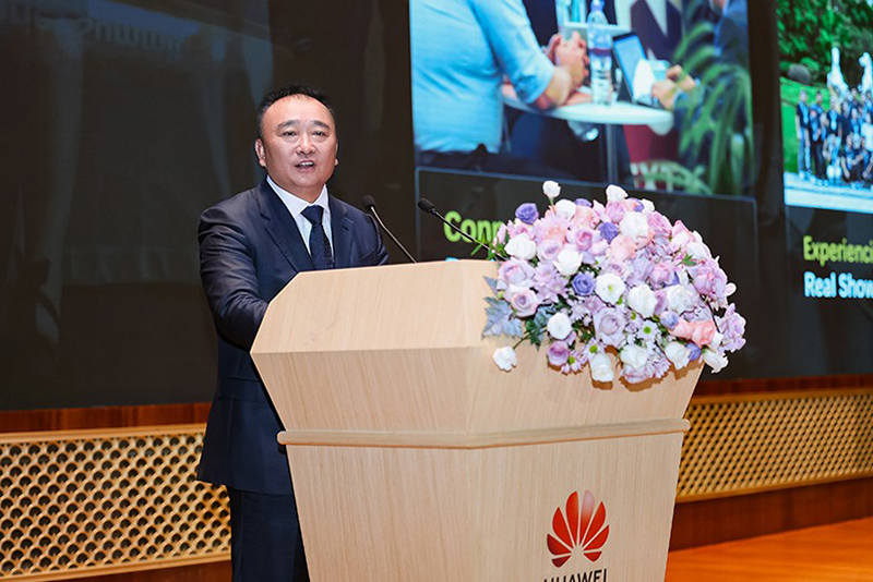 Zhou Jianjun, vicepresidente de Huawei y presidente de Global Marketing, Sales and Services de Huawei Digital Power.
