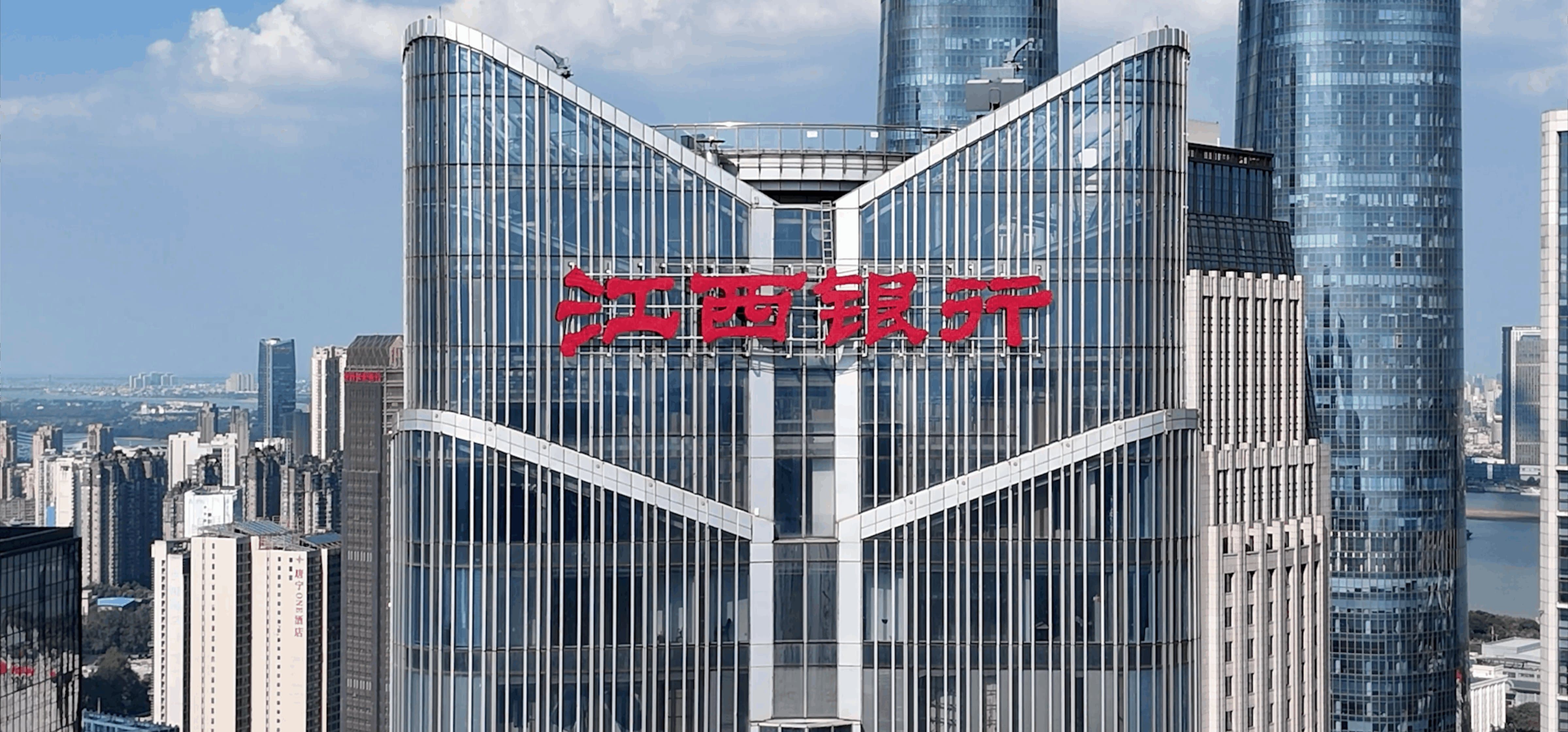 华为高频模块化UPS，无感焕新江西银行数据中心