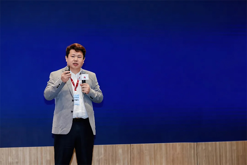 中太能源发展（江苏）有限公司董事长黄金龙