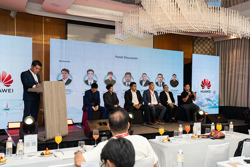 Government representatives, installers, and end users shared their perspectives and experiences