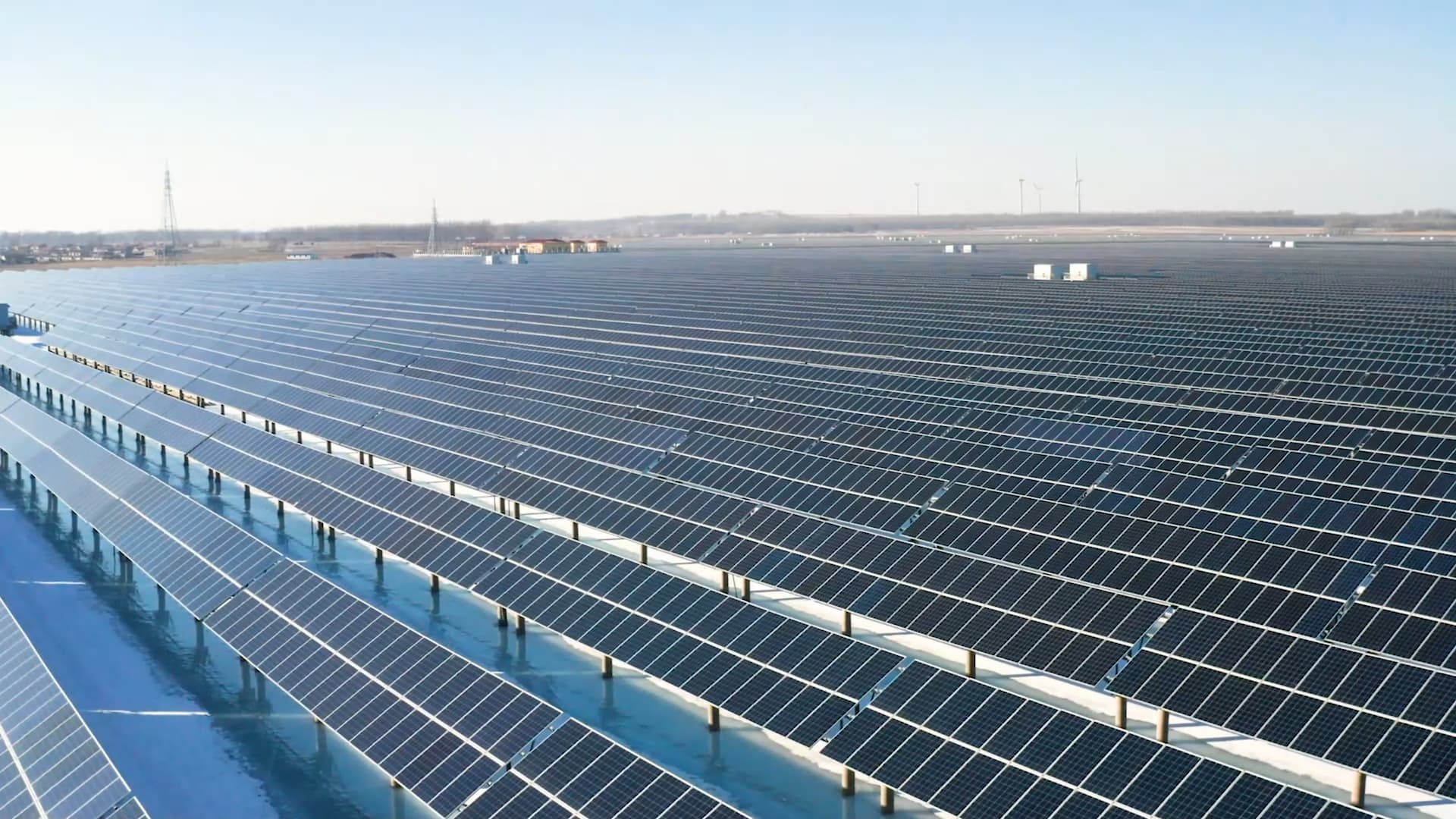 Standing Resilient at -35°C — Huawei Inverters' Eight-Year Protection of Santaizi Reservoir PV Plant