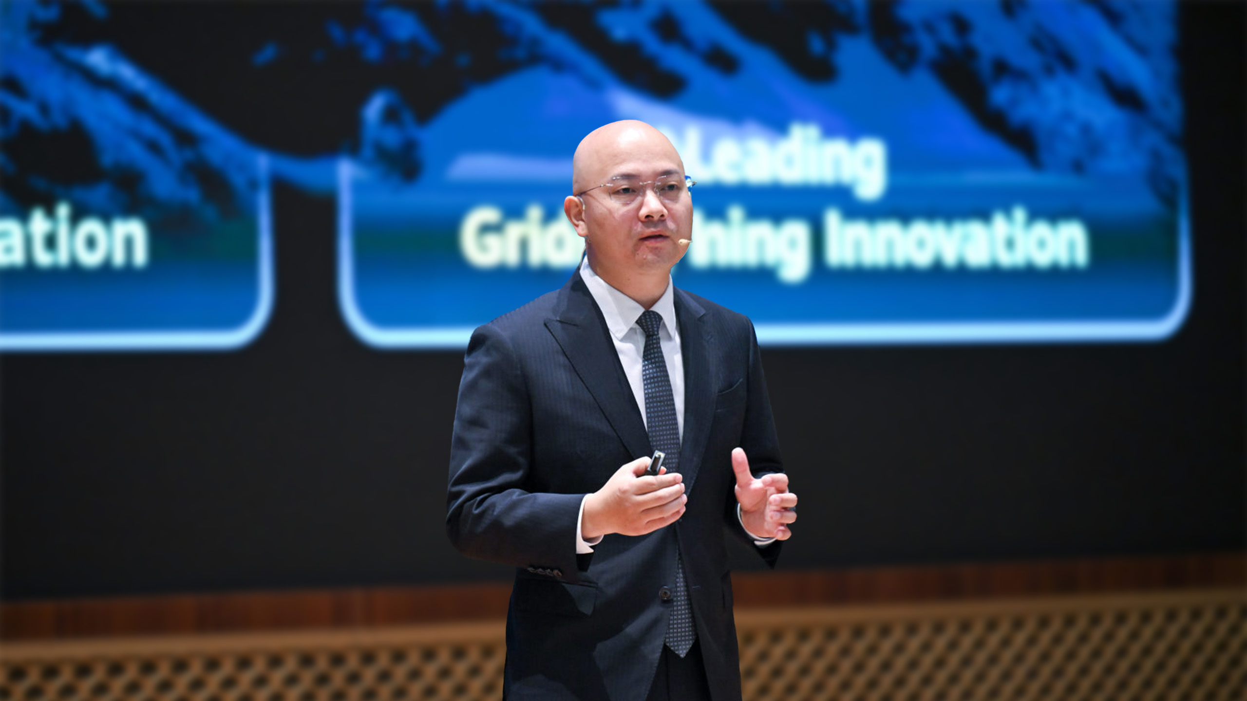 Tong Jinlu: Boost LBOE Through Innovation, Enabling Higher Returns for Investors and Enterprises