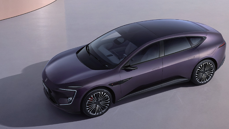 遇见华为DriveONE的阿维塔，掌控“又快又稳”的密码