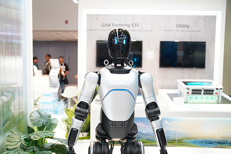 AI robot demonstration