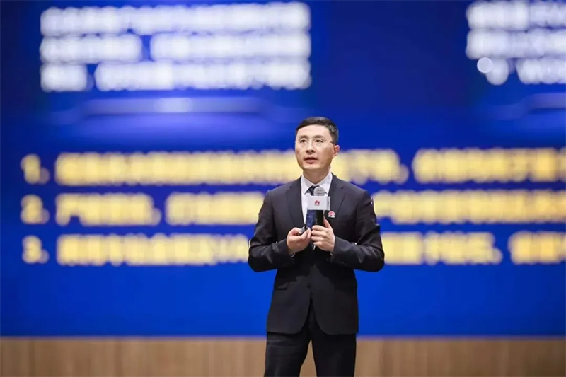 华为中国数字能源合作伙伴与生态发展部部长齐平川