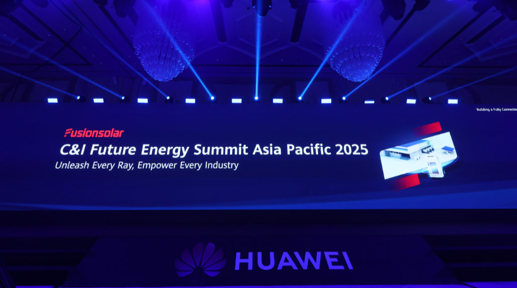 Huawei debiutuje z systemem magazynowania energii z chłodzeniem hybrydowym na szczycie C&I Future Energy Summit Asia Pacific 2025