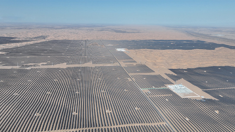 三峡集团：打造沙漠中的蓝色“光伏长城”