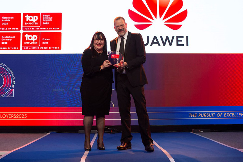 Lesley White, Vice President of Human Resources, Huawei European Region with Top Employers Institute CEO David Plink