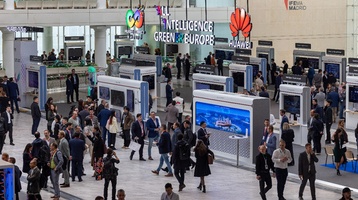 Huawei Digital Power participa en el evento Huawei Connect Europe y celebra el simposio FusionSolar Partner Summit Europe 2025