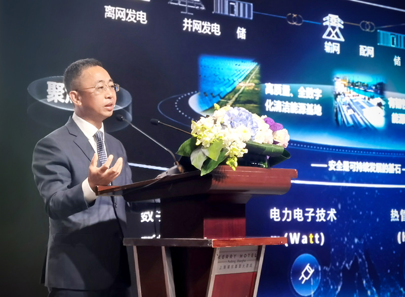 华为数字能源技术有限公司总裁侯金龙在SNEC2023发表主题演讲