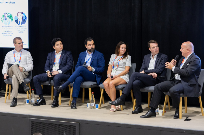 Huawei Digital Power participated in two pivotal panels hosted by DataCloud