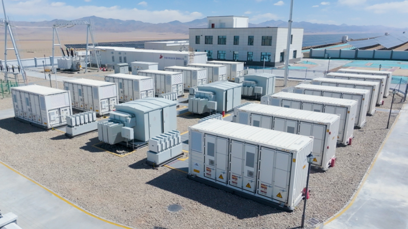 西藏改则30MW光伏+6MW/24MWh构网型储能项目