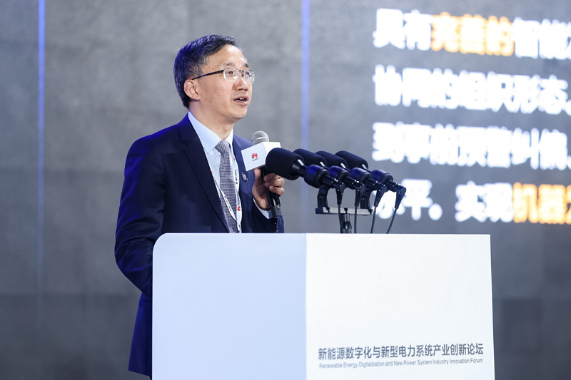 中国电力企业联合会副秘书长，兼标准化中心主任刘永东