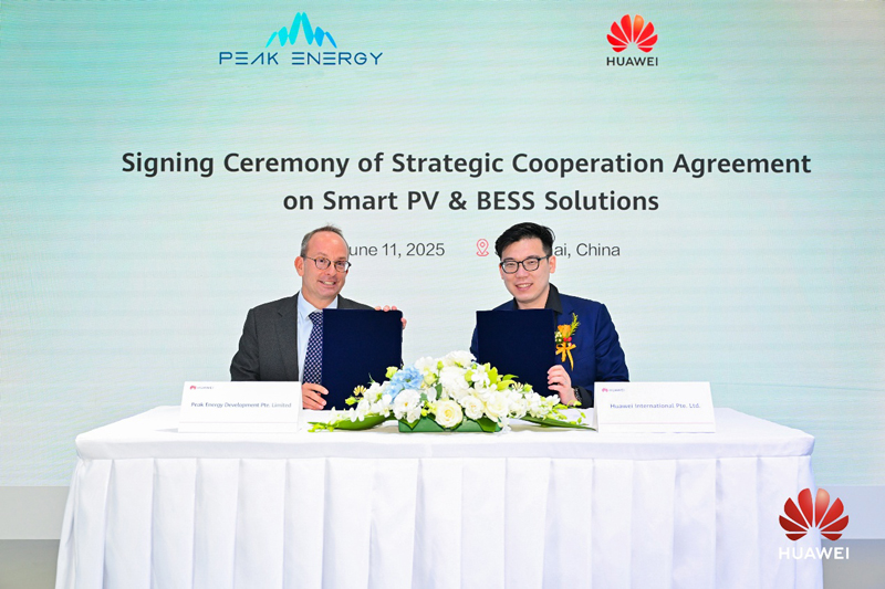 Huawei Digital Power and Peak Energy Sign MoU at SNEC 2025