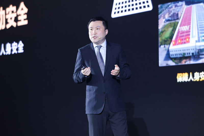 Zhong Mingming, President of Commercial and Industrial Smart PV Business, Huawei Digital Power