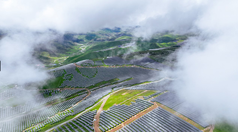 Huawei held a global release centered on the top 10 FusionSolar trends for 2024