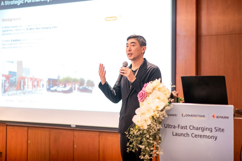 หัวเว่ย ผนึก ‘คอร์เนอร์สโตน’ และ‘สปาร์ค อีวี’ 